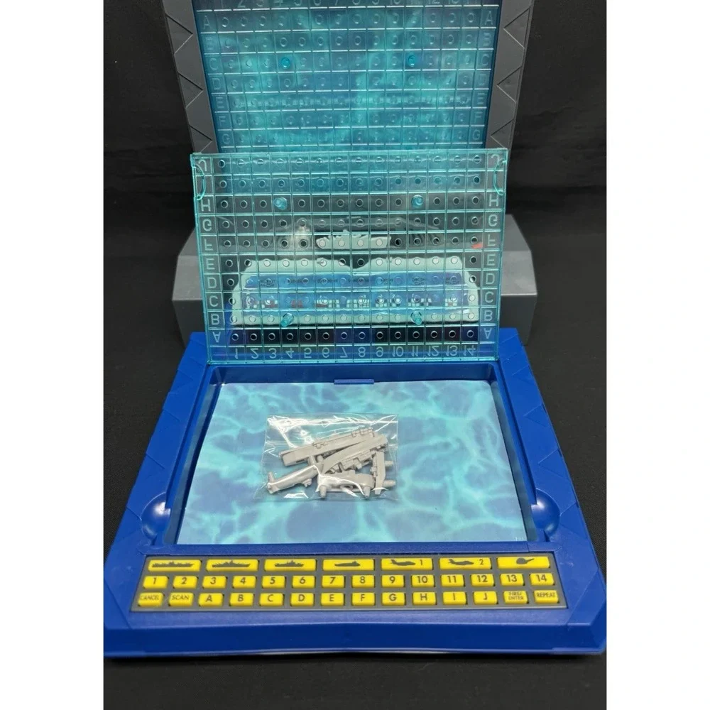 Electronic Battleship Advanced Mission 2000 Milton Bradley Complete Working